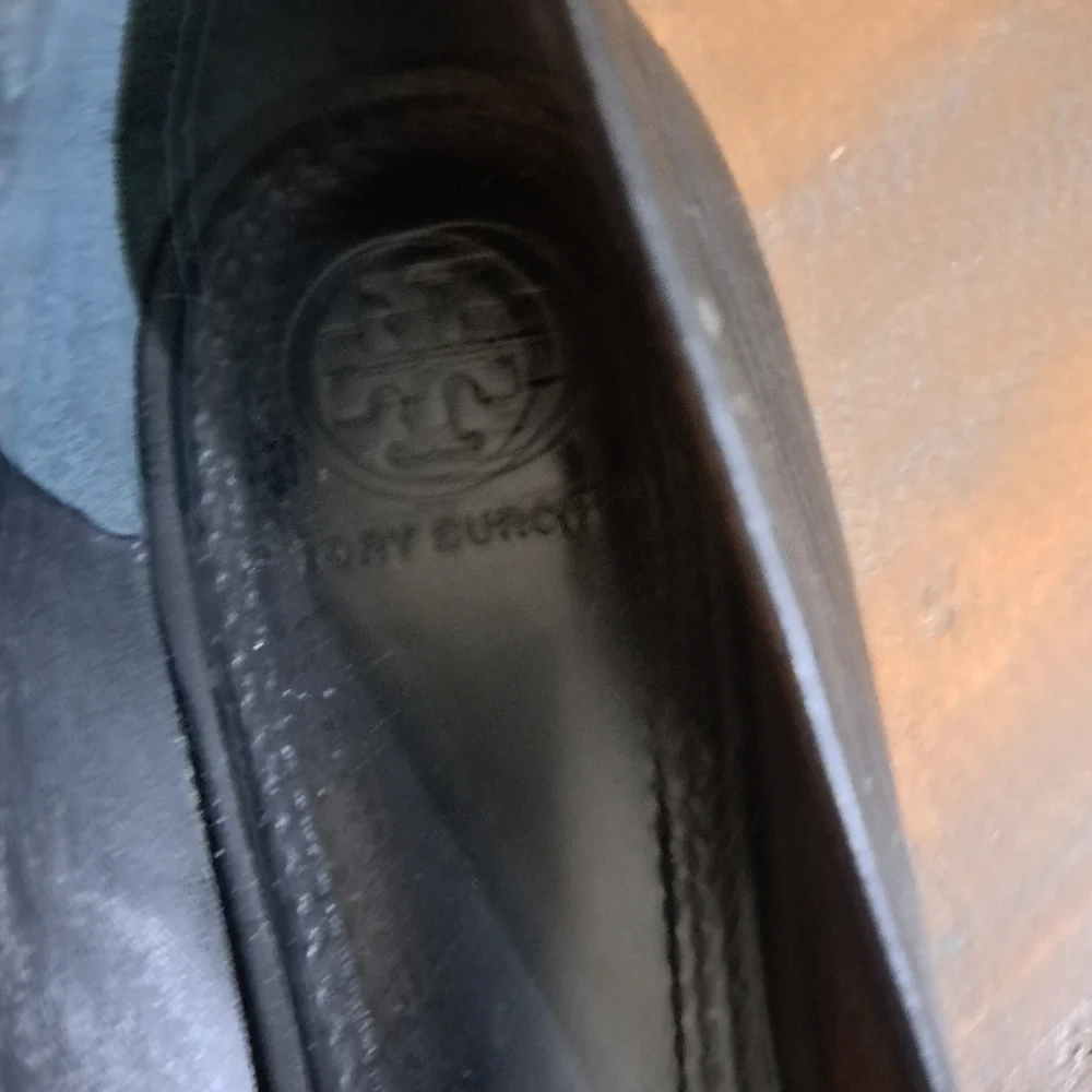GUC Tory Burch Black Flats with Bow Detail toe Size 9